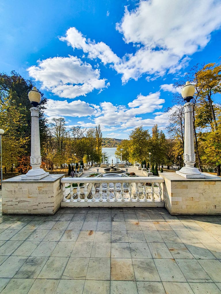 prima data la moldoveni, parc chisinau - madalinflorea.ro