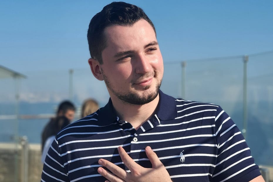 prima data la moldoveni - profil madalinflorea.ro